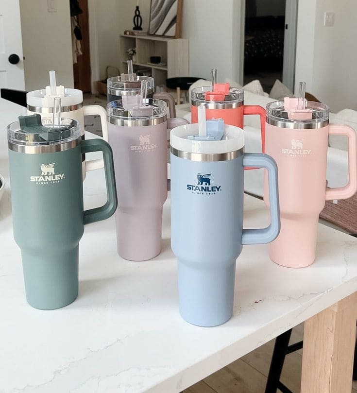 stanley-stainless-steel-water-tumbler kids toy in Pakistan | Zilonay