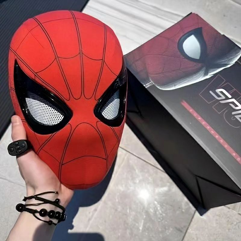 realistic-spiderman-mask-with-moving-eyes-lights kids toy in Pakistan | Zilonay