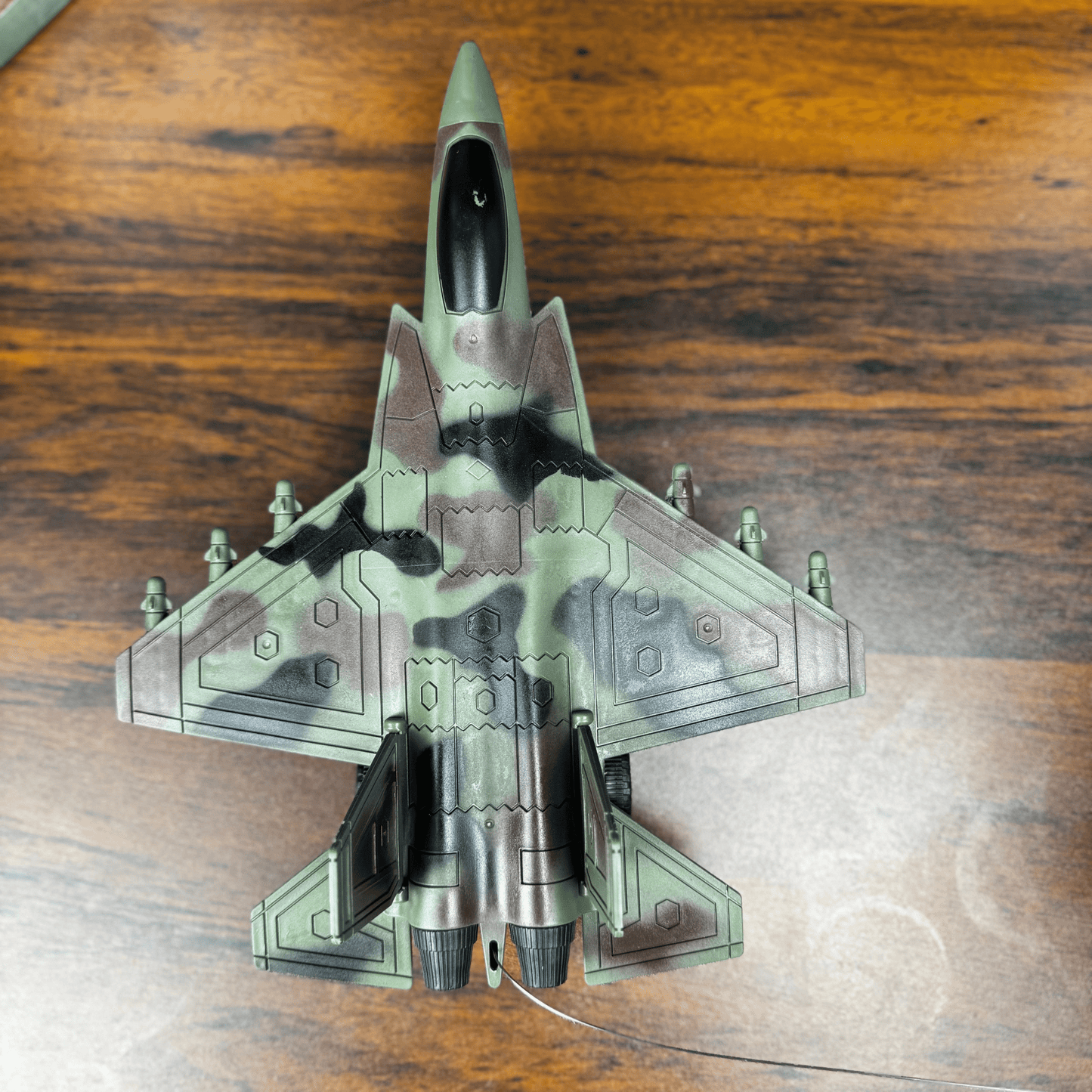 remote-control-non-flying-fighter-jet-for-kids kids toy in Pakistan | Zilonay