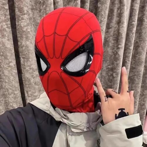 realistic-spiderman-mask-with-moving-eyes-lights kids toy in Pakistan | Zilonay