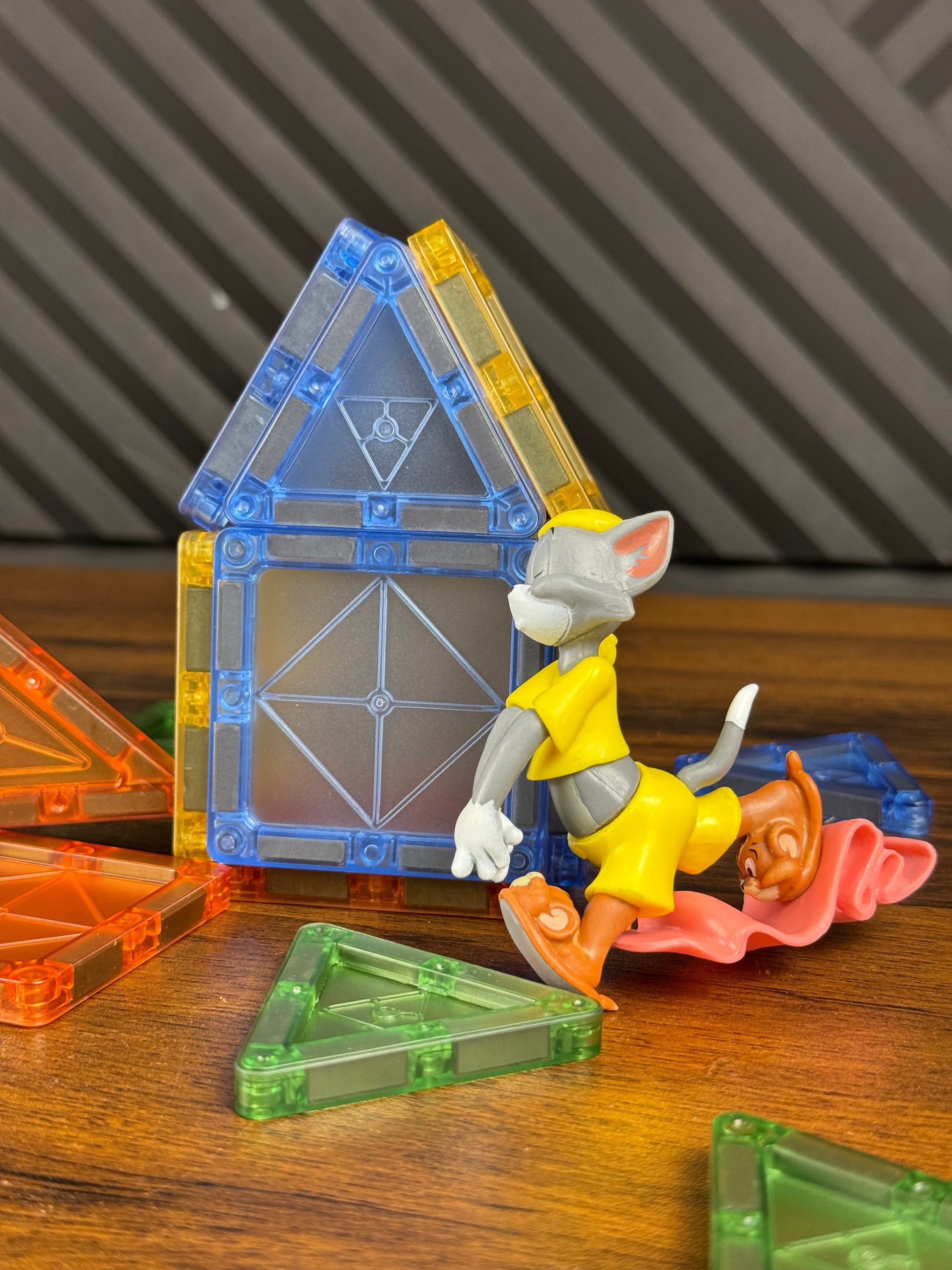 magnetic-building-tiles-for-kids kids toy in Pakistan | Zilonay