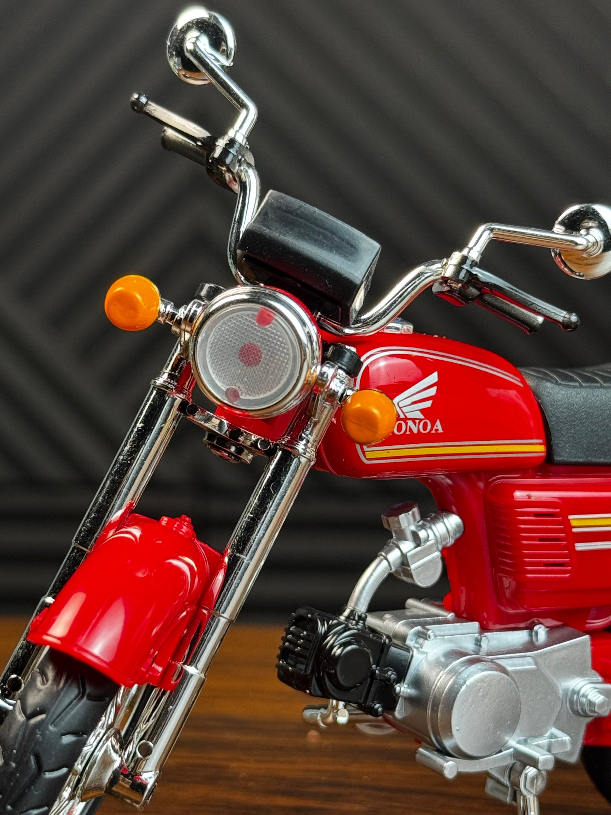 honda-70-bike-diecast-model-motorcycle kids toy in Pakistan | Zilonay