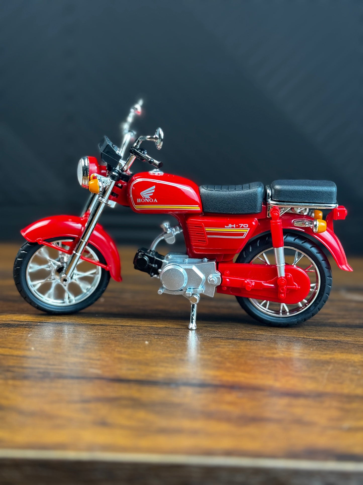 honda-70-bike-diecast-model-motorcycle kids toy in Pakistan | Zilonay