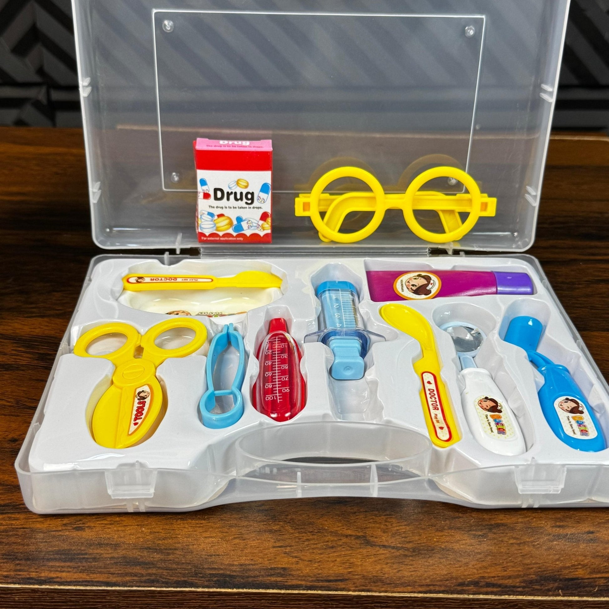 doctor-set-toy-for-kids-medical-doctor-tray-kit-doctor-tools-set kids toy in Pakistan | Zilonay