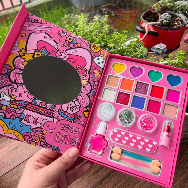girls-makeup-set-22-pcs kids toy in Pakistan | Zilonay