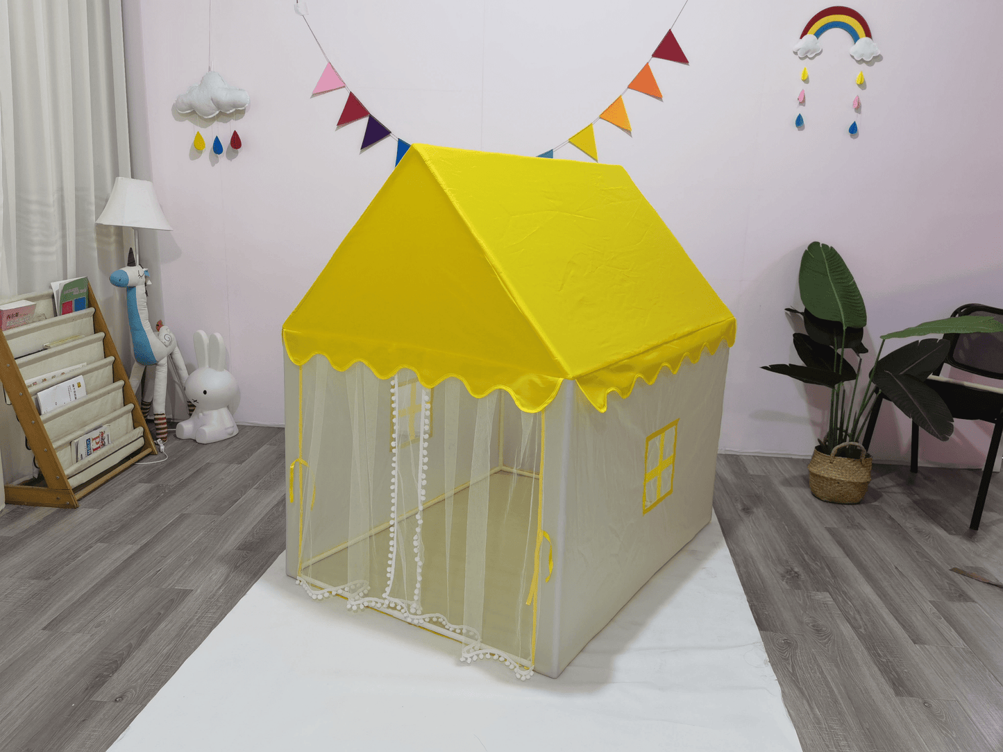 kids-indoor-house-playhouse-tent kids toy in Pakistan | Zilonay