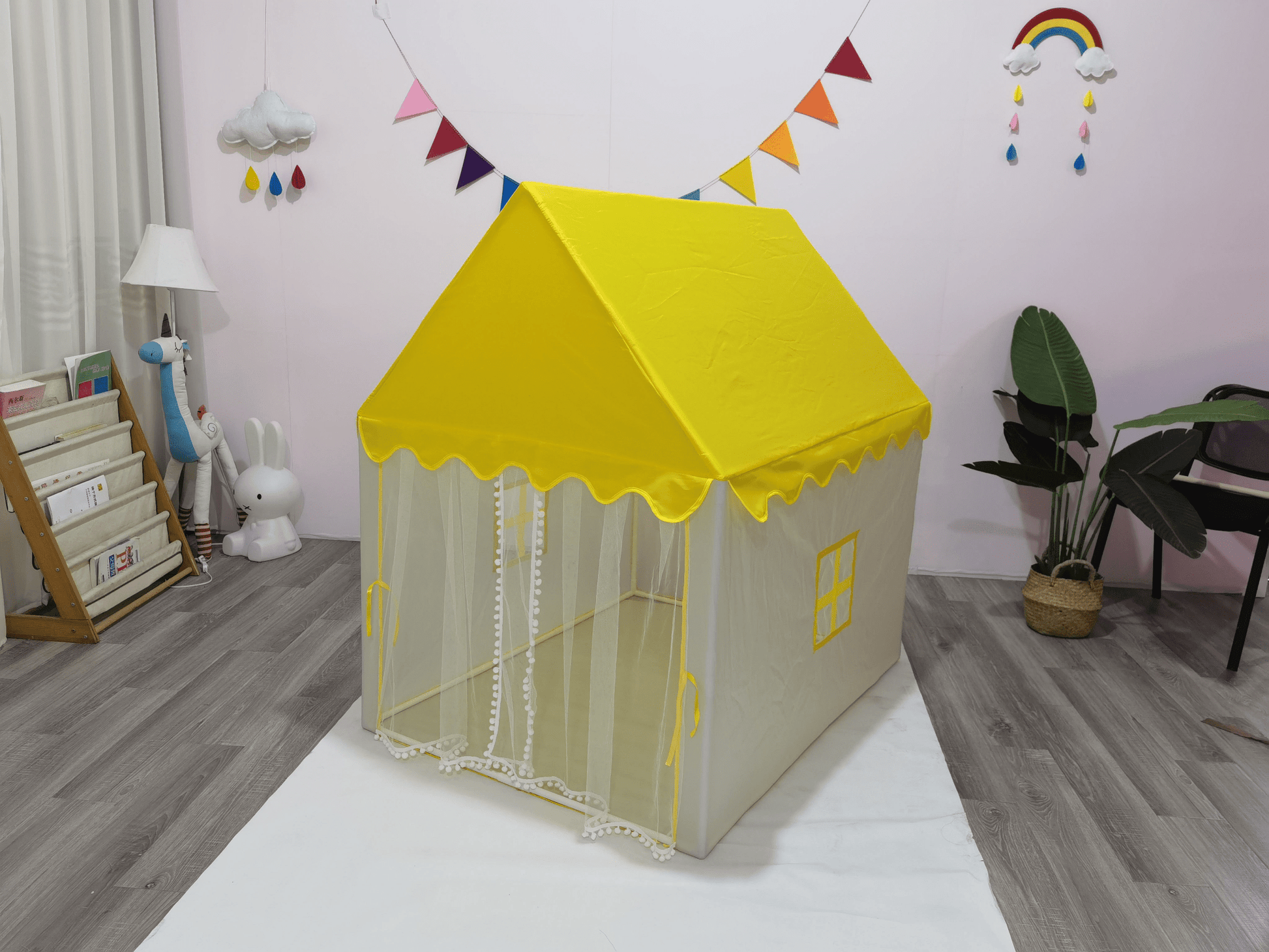 kids-indoor-house-playhouse-tent kids toy in Pakistan | Zilonay